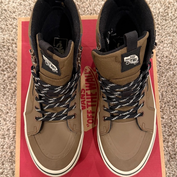 Vans Sk8-Hi Waterproof Insulated Shoes - Picture 4 of 6